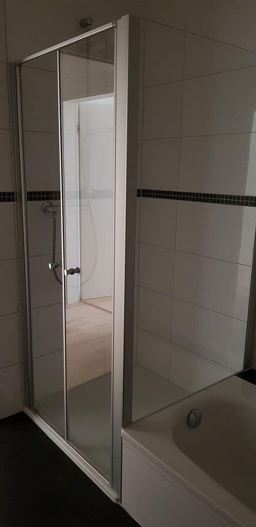 Pronájem bytu 2+1 74 m², Hermine-Berthold Str. 14, Bremen, Bremen Pronájem bytu 2+1 74 m², Hermine-Berthold Str. 14, Bremen, Bremen