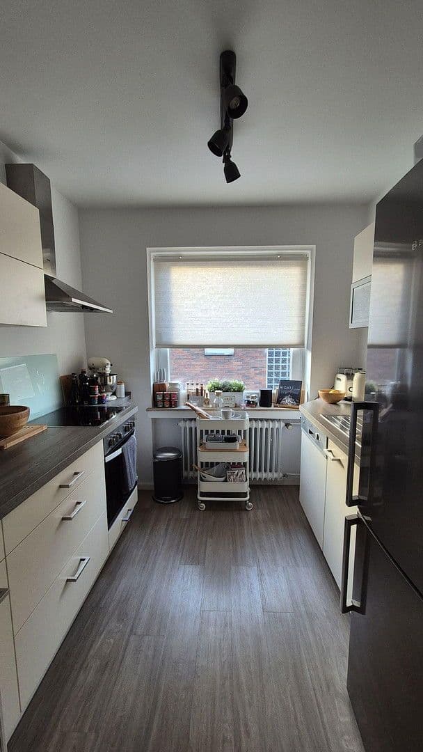 Pronájem bytu 2+kk 58 m², Vautierstr. 77, Düsseldorf, Severní Porýní-Vestfálsko Pronájem bytu 2+kk 58 m², Vautierstr. 77, Düsseldorf, Severní Porýní-Vestfálsko