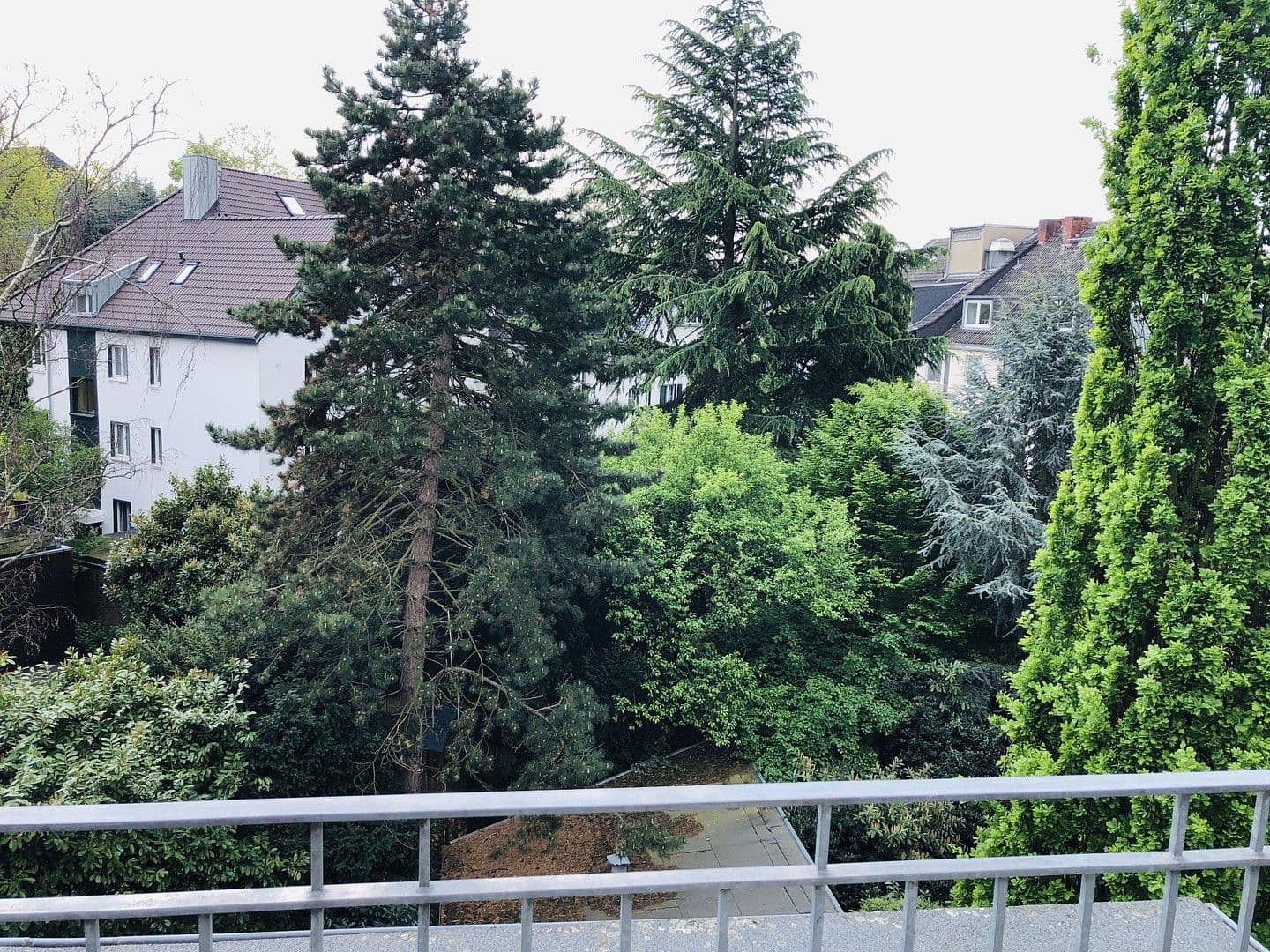 Pronájem bytu 2+kk 58 m², Vautierstr. 77, Düsseldorf, Severní Porýní-Vestfálsko Pronájem bytu 2+kk 58 m², Vautierstr. 77, Düsseldorf, Severní Porýní-Vestfálsko