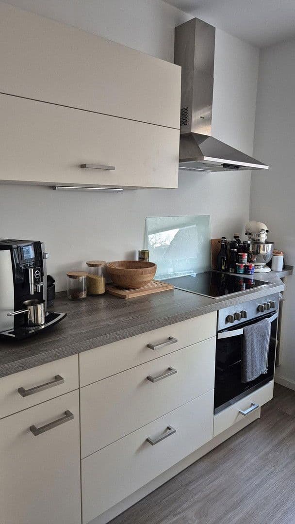 Pronájem bytu 2+kk 58 m², Vautierstr. 77, Düsseldorf, Severní Porýní-Vestfálsko Pronájem bytu 2+kk 58 m², Vautierstr. 77, Düsseldorf, Severní Porýní-Vestfálsko