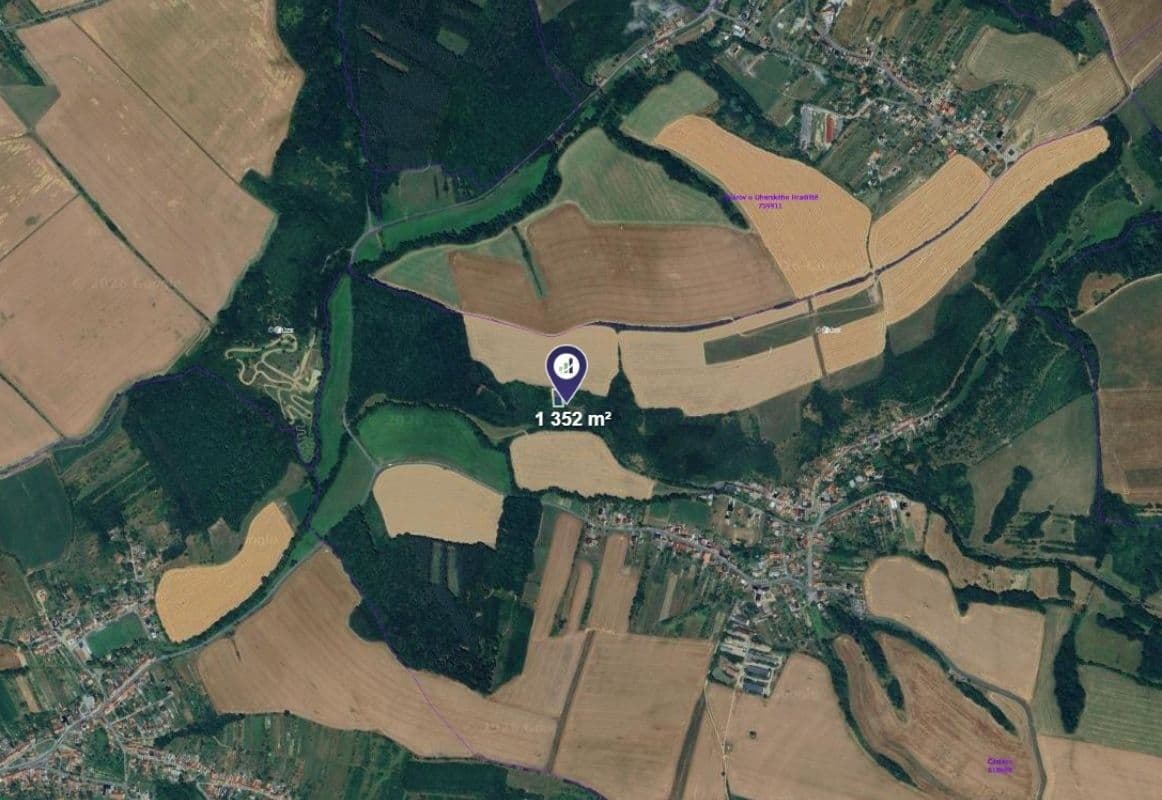 Prodej pozemku 1.352 m², Částkov, Zlínský kraj Prodej pozemku 1.352 m², Částkov, Zlínský kraj