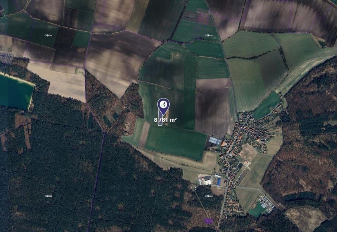Prodej pozemku 8.761 m², Hlavenec, Středočeský kraj Prodej pozemku 8.761 m², Hlavenec, Středočeský kraj