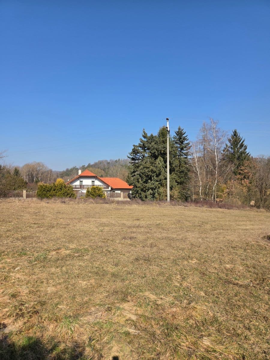 Prodej pozemku 2.256 m², Nespeky, Středočeský kraj Prodej pozemku 2.256 m², Nespeky, Středočeský kraj