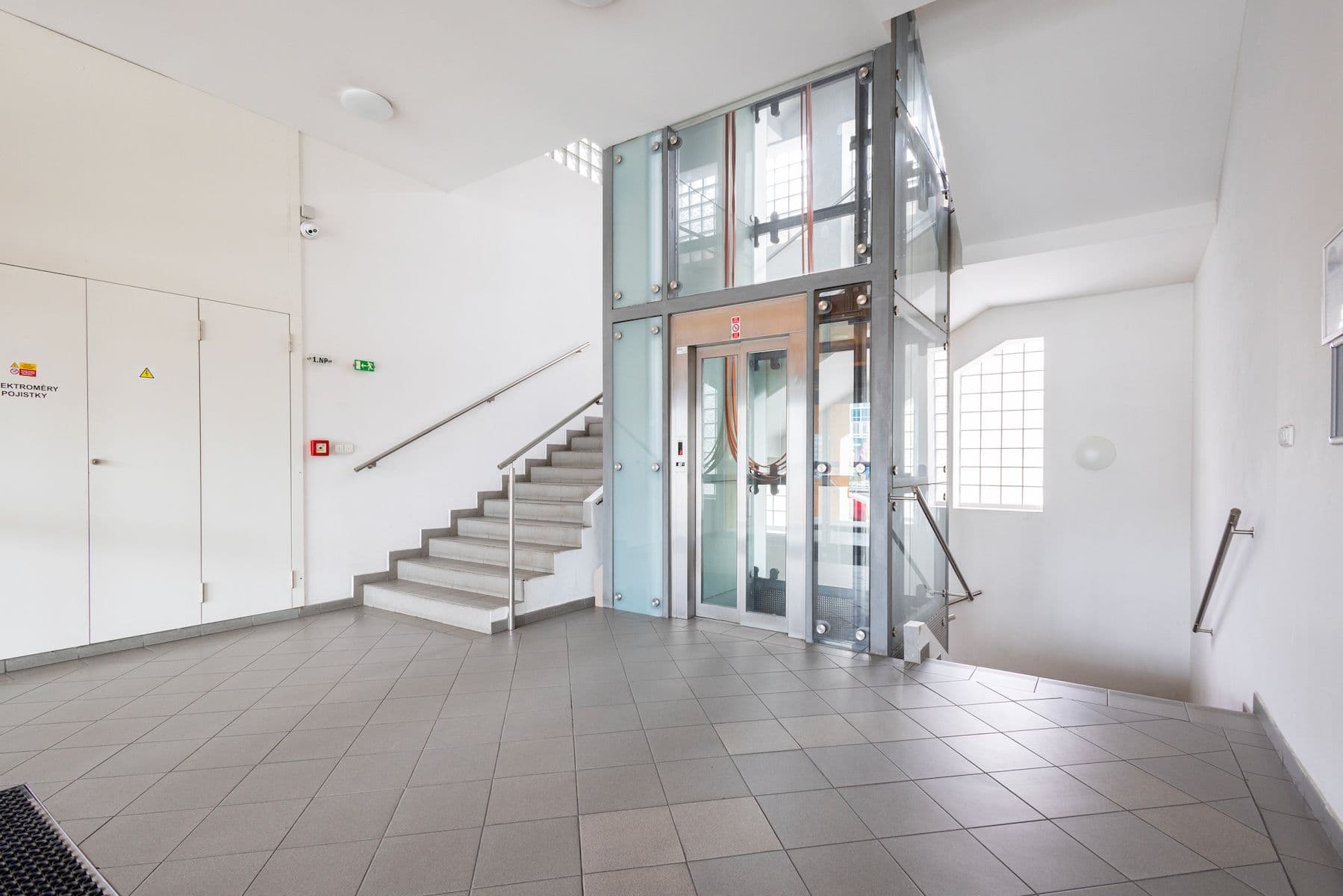 Prodej bytu 2+kk 50 m², Českomoravská, Praha, Praha Prodej bytu 2+kk 50 m², Českomoravská, Praha, Praha