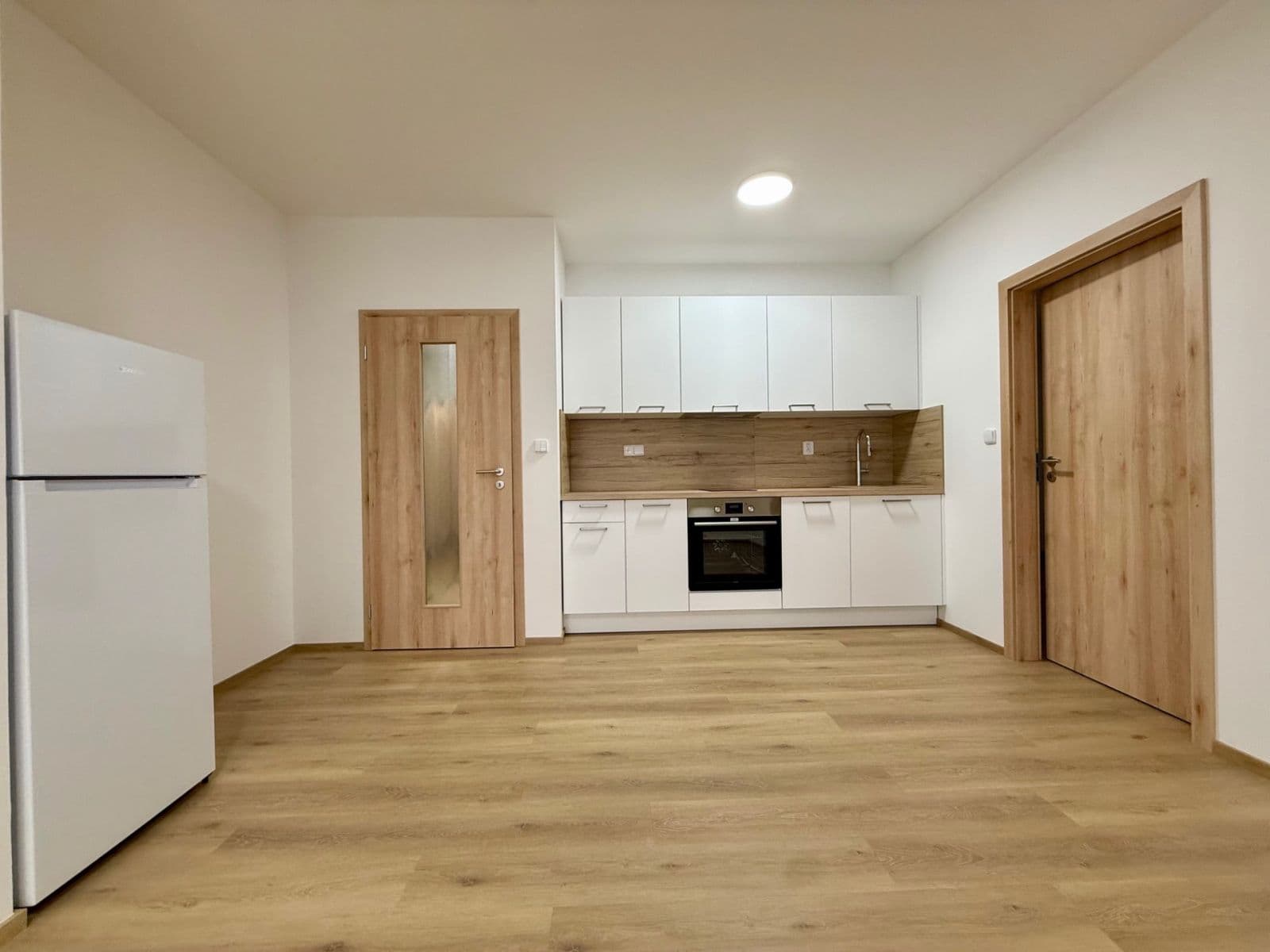 Pronájem bytu 3+kk 56 m², Mochovská, Praha, Praha Pronájem bytu 3+kk 56 m², Mochovská, Praha, Praha