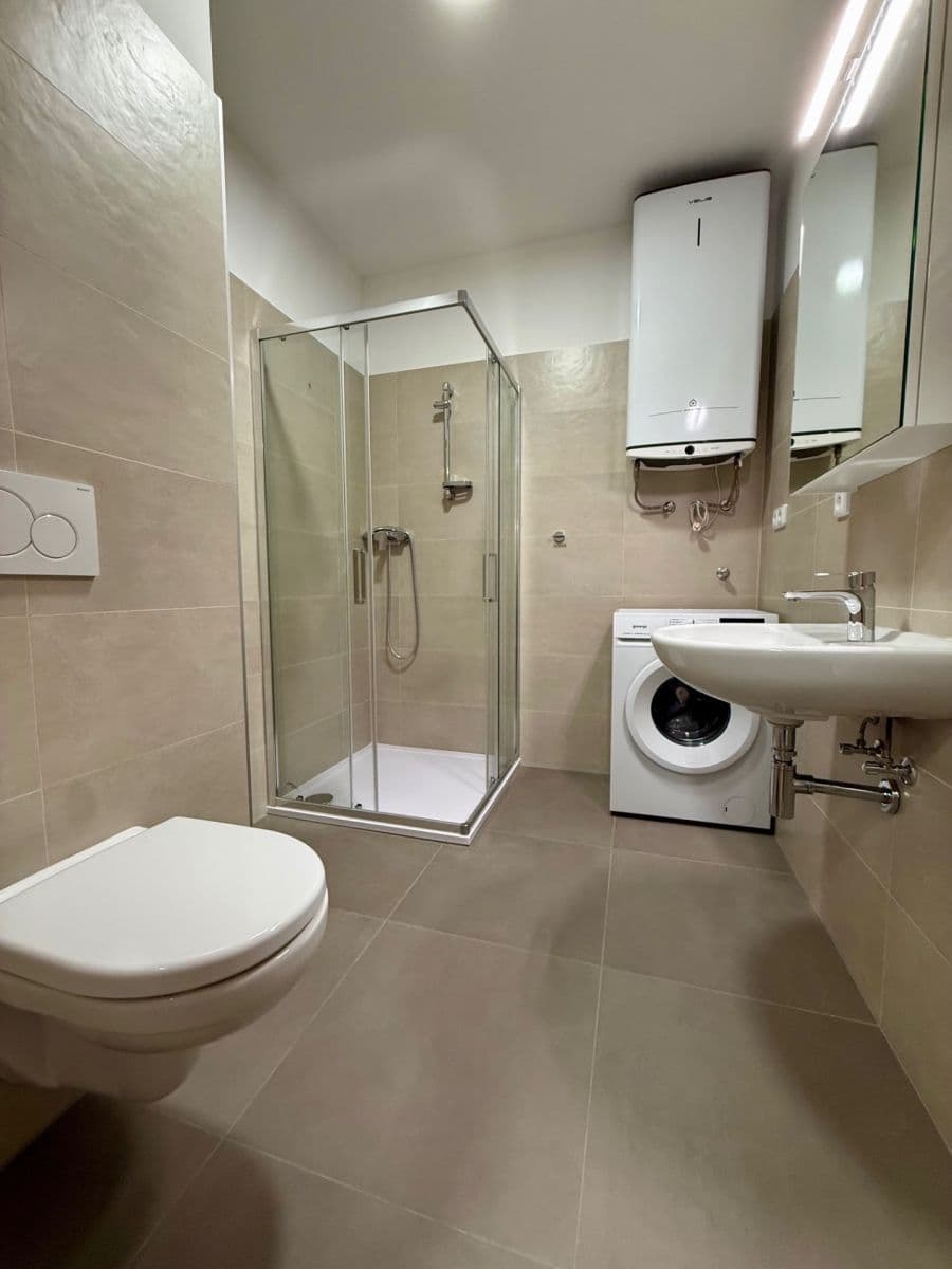 Pronájem bytu 3+kk 56 m², Mochovská, Praha, Praha Pronájem bytu 3+kk 56 m², Mochovská, Praha, Praha