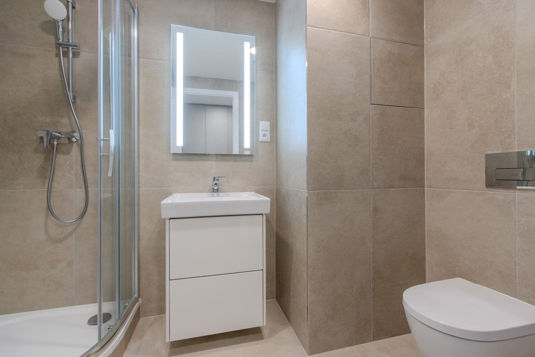 Pronájem bytu 1+kk 33 m², Poděbradská, Praha, Praha Pronájem bytu 1+kk 33 m², Poděbradská, Praha, Praha