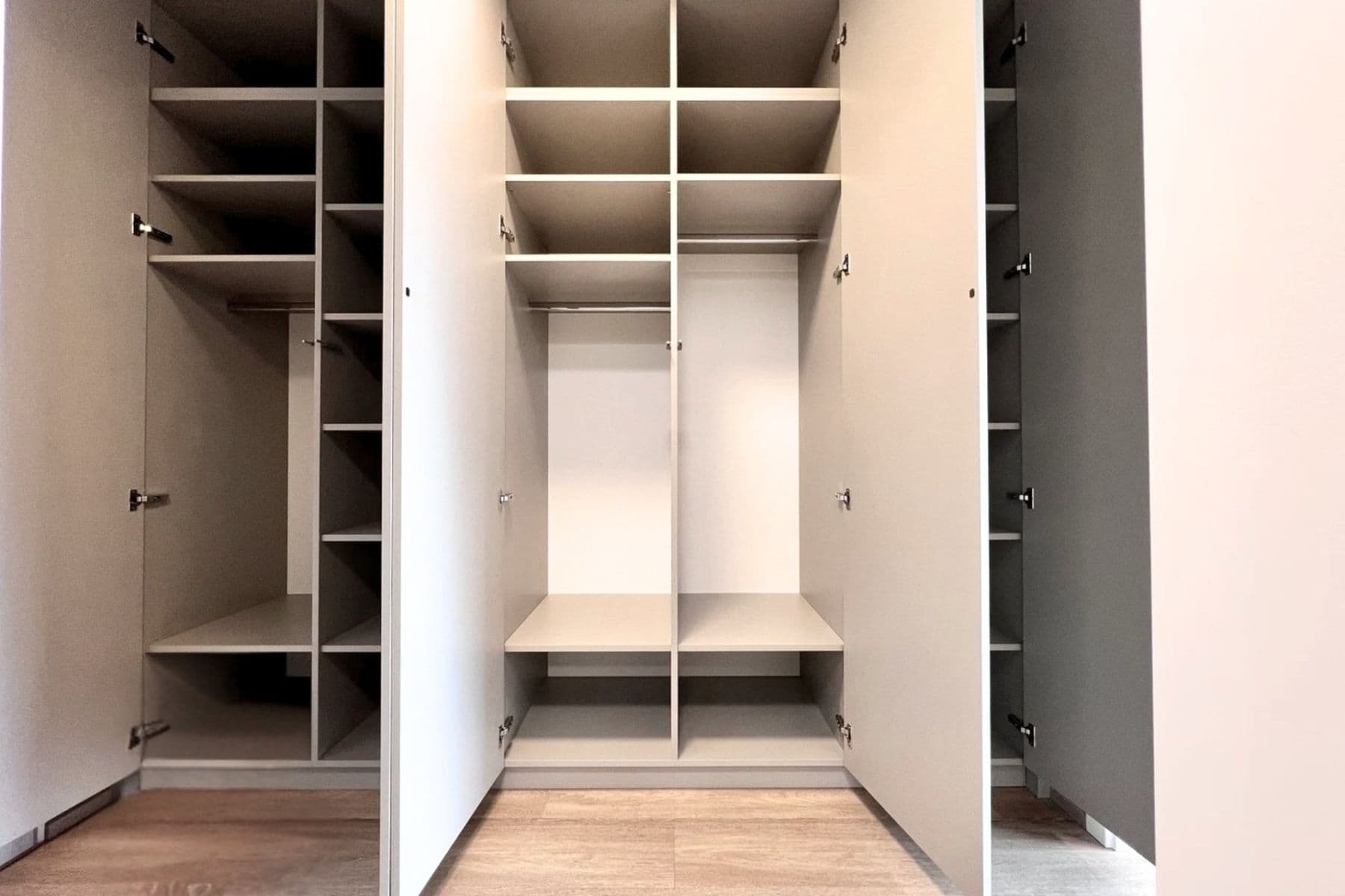 Pronájem bytu 1+kk 33 m², Poděbradská, Praha, Praha Pronájem bytu 1+kk 33 m², Poděbradská, Praha, Praha