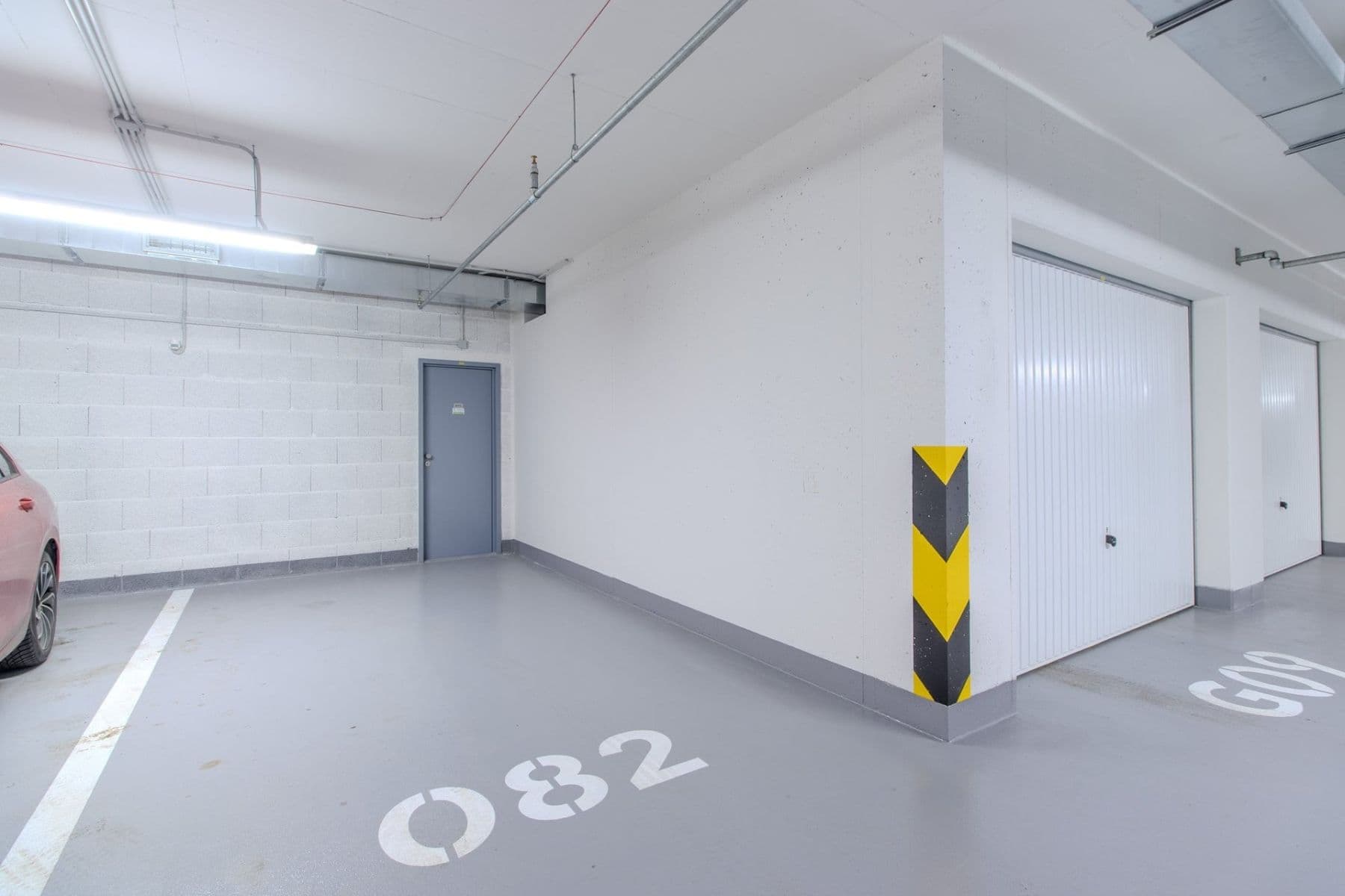 Pronájem garáže 15 m², Poděbradská, Praha, Praha Pronájem garáže 15 m², Poděbradská, Praha, Praha