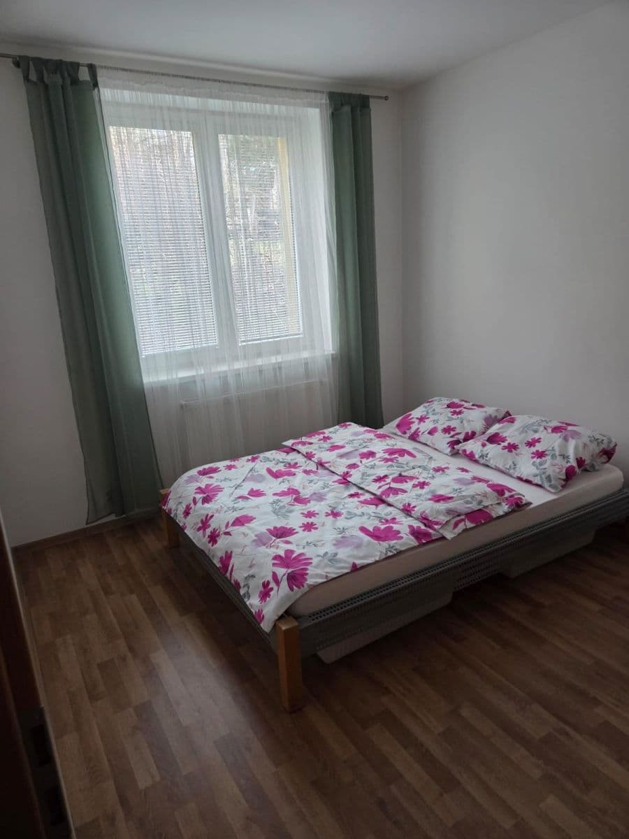 Pronájem bytu 2+kk 46 m², Pod Krocínkou, Praha, Praha Pronájem bytu 2+kk 46 m², Pod Krocínkou, Praha, Praha