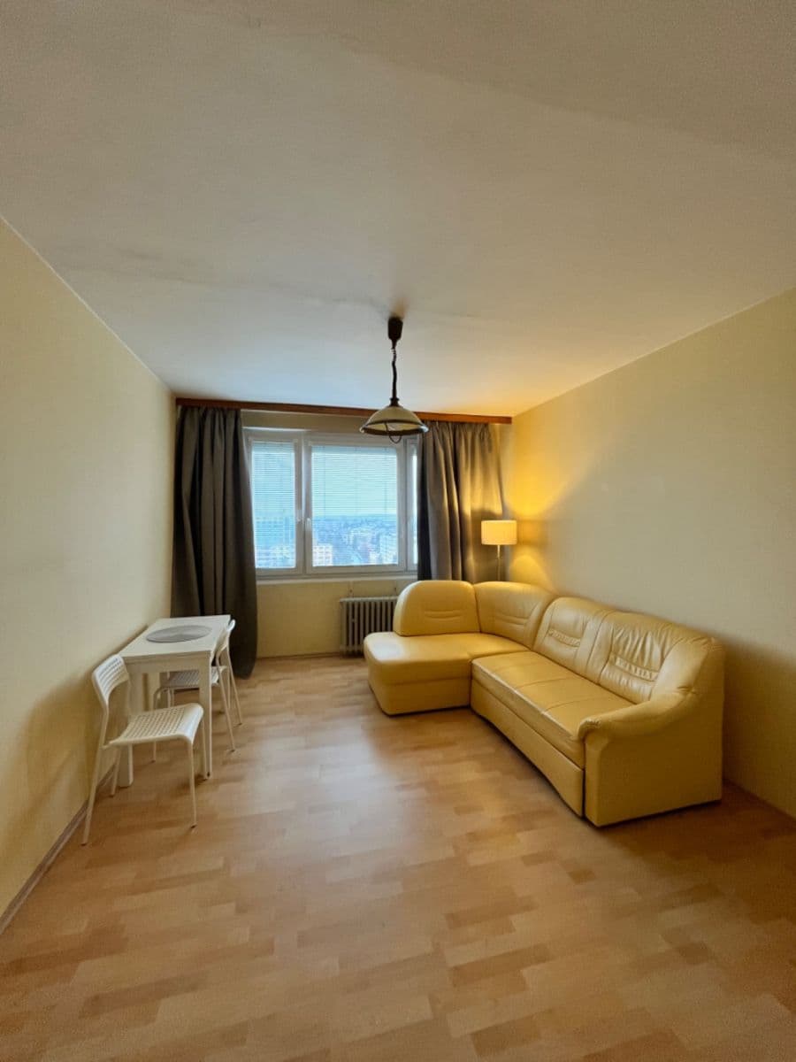Pronájem bytu 1+kk 25 m², Jabloňová, Praha, Praha Pronájem bytu 1+kk 25 m², Jabloňová, Praha, Praha