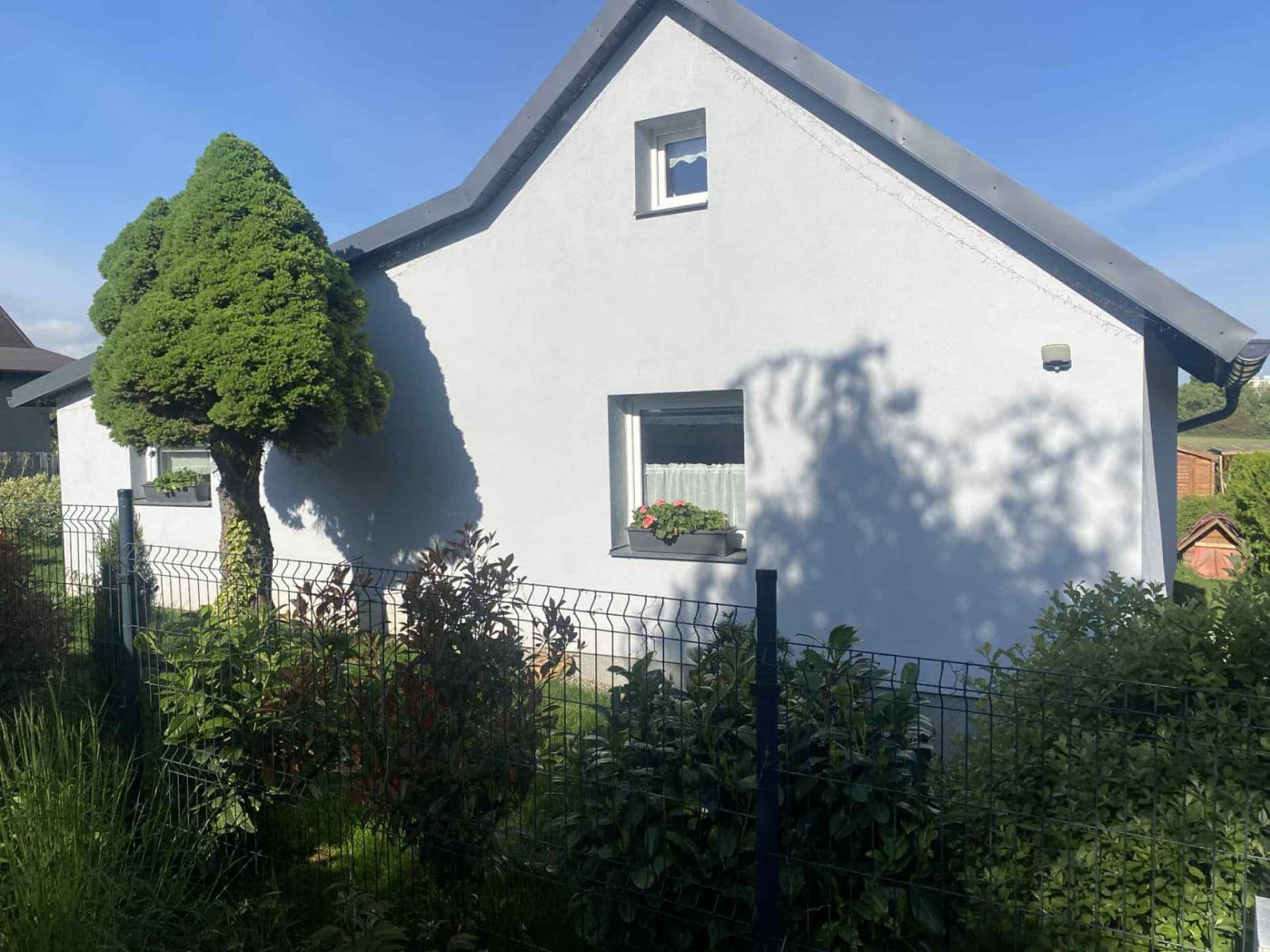 Prodej domu 86 m², pozemek 484 m², Vlašimská, Benešov, Středočeský kraj Prodej domu 86 m², pozemek 484 m², Vlašimská, Benešov, Středočeský kraj