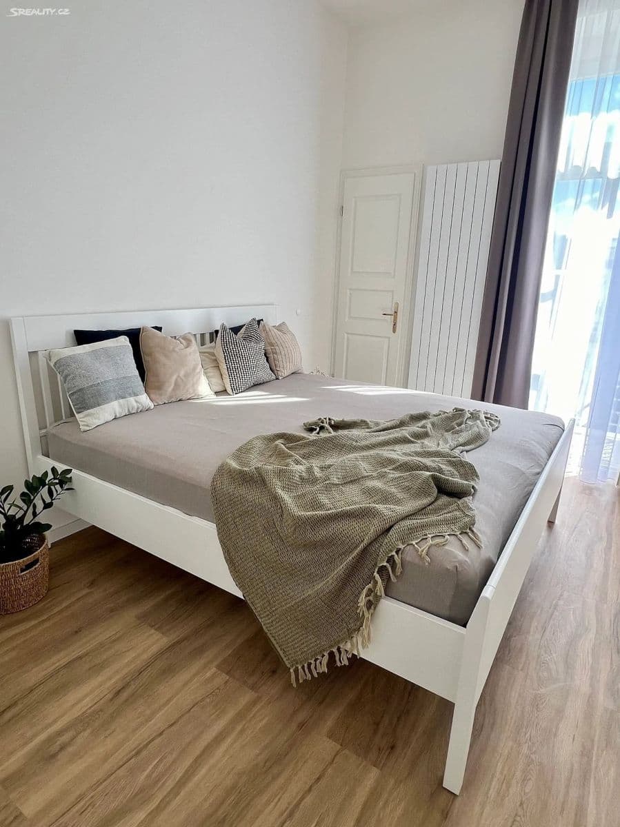 Pronájem bytu 2+kk 58 m², Sládkova, Praha, Praha Pronájem bytu 2+kk 58 m², Sládkova, Praha, Praha