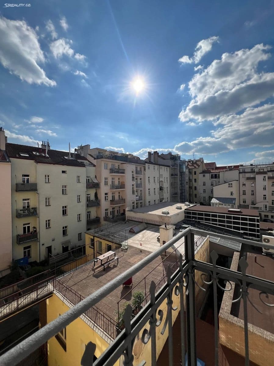 Pronájem bytu 2+kk 58 m², Sládkova, Praha, Praha Pronájem bytu 2+kk 58 m², Sládkova, Praha, Praha