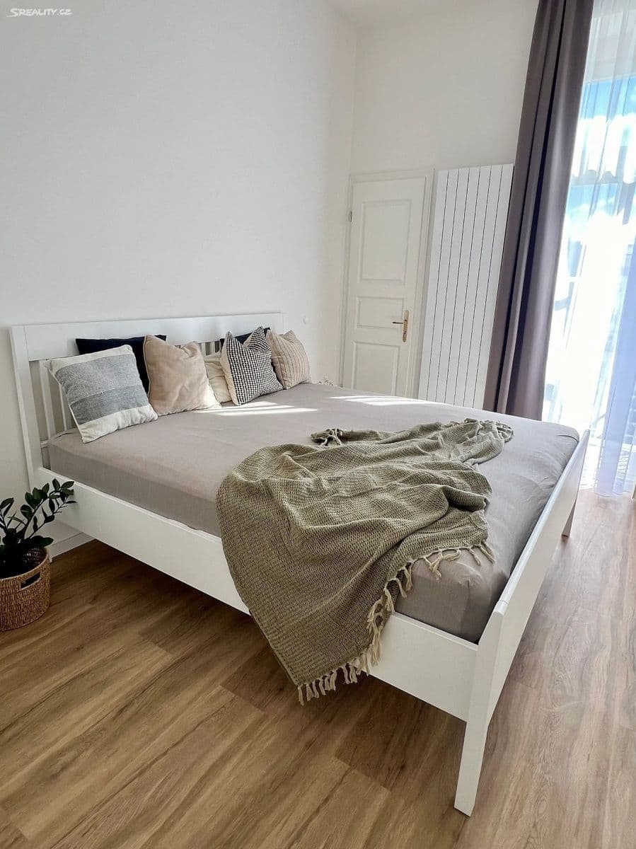 Pronájem bytu 2+kk 58 m², Sládkova, Praha, Praha Pronájem bytu 2+kk 58 m², Sládkova, Praha, Praha