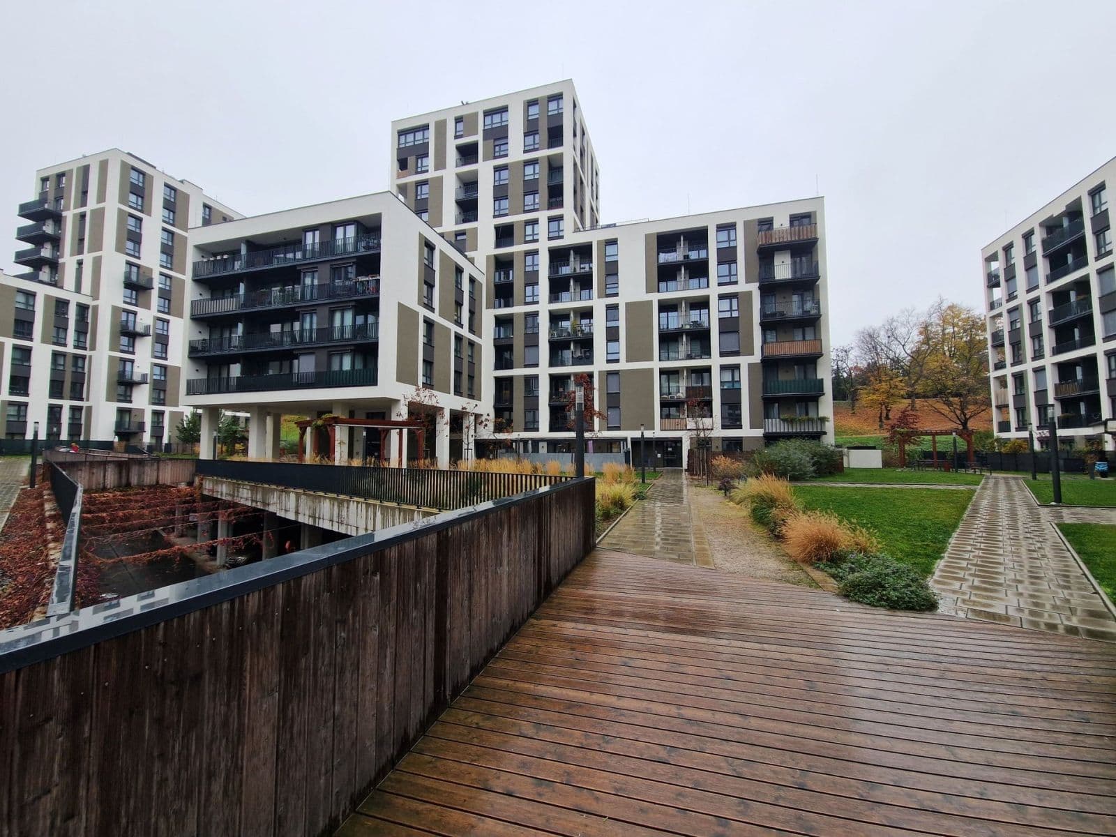 Pronájem bytu 1+kk 38 m², Olgy Havlové, Praha, Praha Pronájem bytu 1+kk 38 m², Olgy Havlové, Praha, Praha