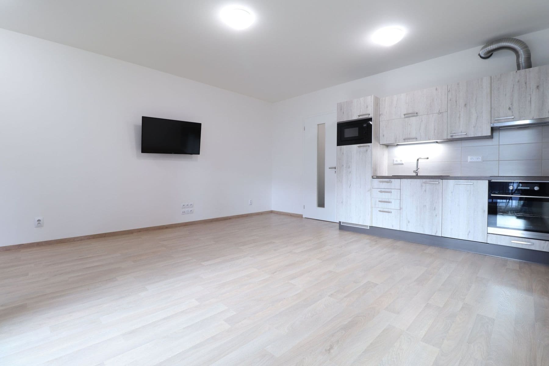 Pronájem bytu 1+kk 38 m², Olgy Havlové, Praha, Praha Pronájem bytu 1+kk 38 m², Olgy Havlové, Praha, Praha