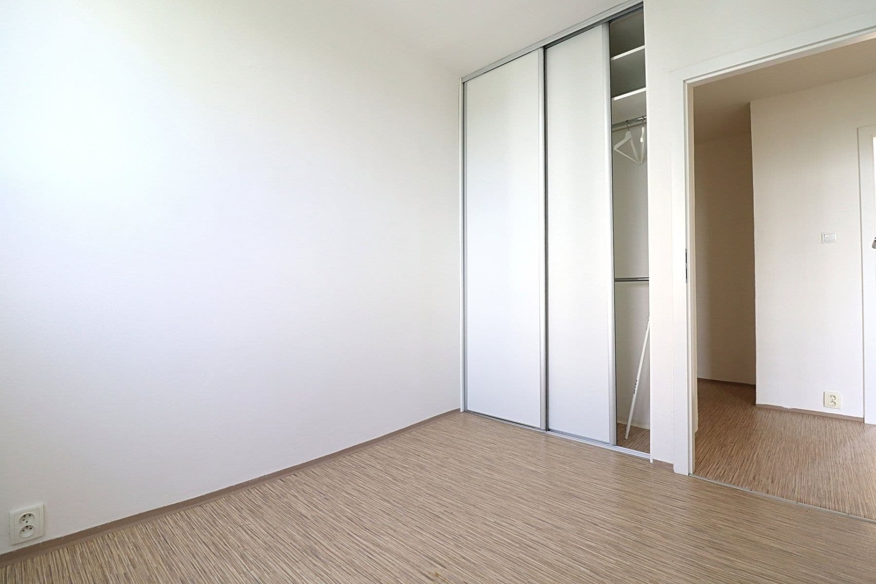 Pronájem bytu 3+kk 56 m², Hurbanova, Praha, Praha Pronájem bytu 3+kk 56 m², Hurbanova, Praha, Praha