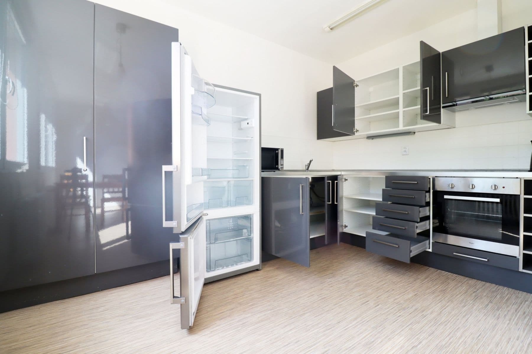 Pronájem bytu 3+kk 56 m², Hurbanova, Praha, Praha Pronájem bytu 3+kk 56 m², Hurbanova, Praha, Praha