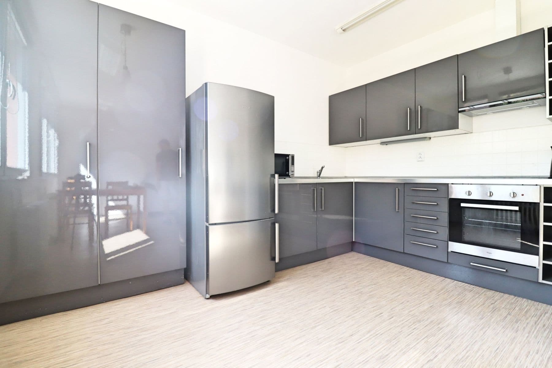 Pronájem bytu 3+kk 56 m², Hurbanova, Praha, Praha Pronájem bytu 3+kk 56 m², Hurbanova, Praha, Praha