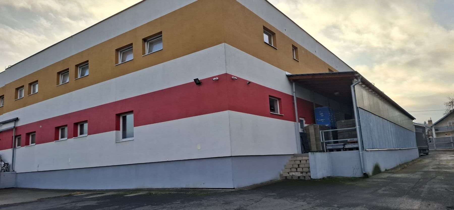 Prodej nebytového prostoru 2.250 m², Perečínska, Snina, Prešovský kraj Prodej nebytového prostoru 2.250 m², Perečínska, Snina, Prešovský kraj