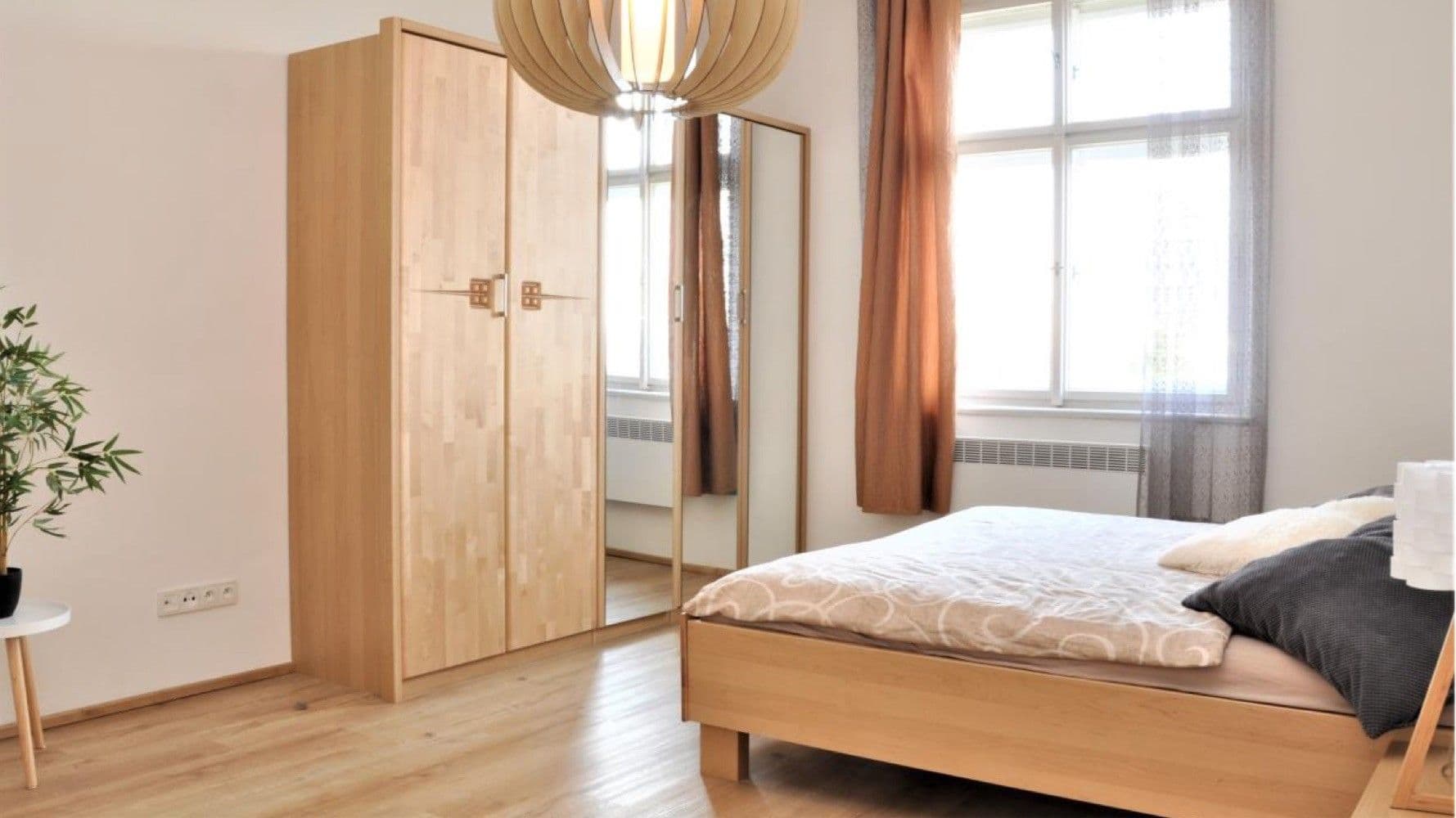 Prodej bytu 3+kk 80 m², náměstí Jiřího z Lobkovic, Praha, Praha Prodej bytu 3+kk 80 m², náměstí Jiřího z Lobkovic, Praha, Praha