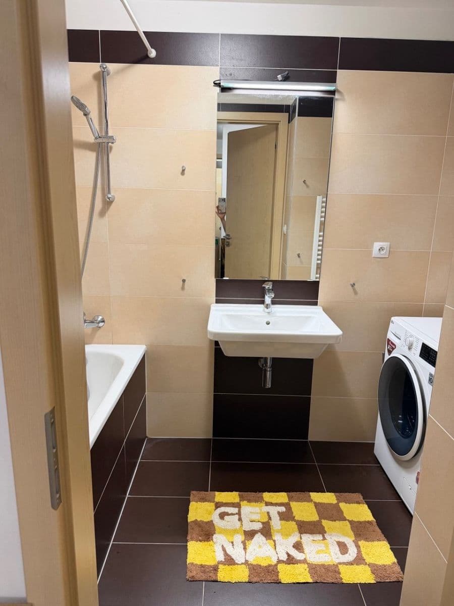 Pronájem bytu 3+kk 63 m², Nepomuckých, Praha, Praha Pronájem bytu 3+kk 63 m², Nepomuckých, Praha, Praha