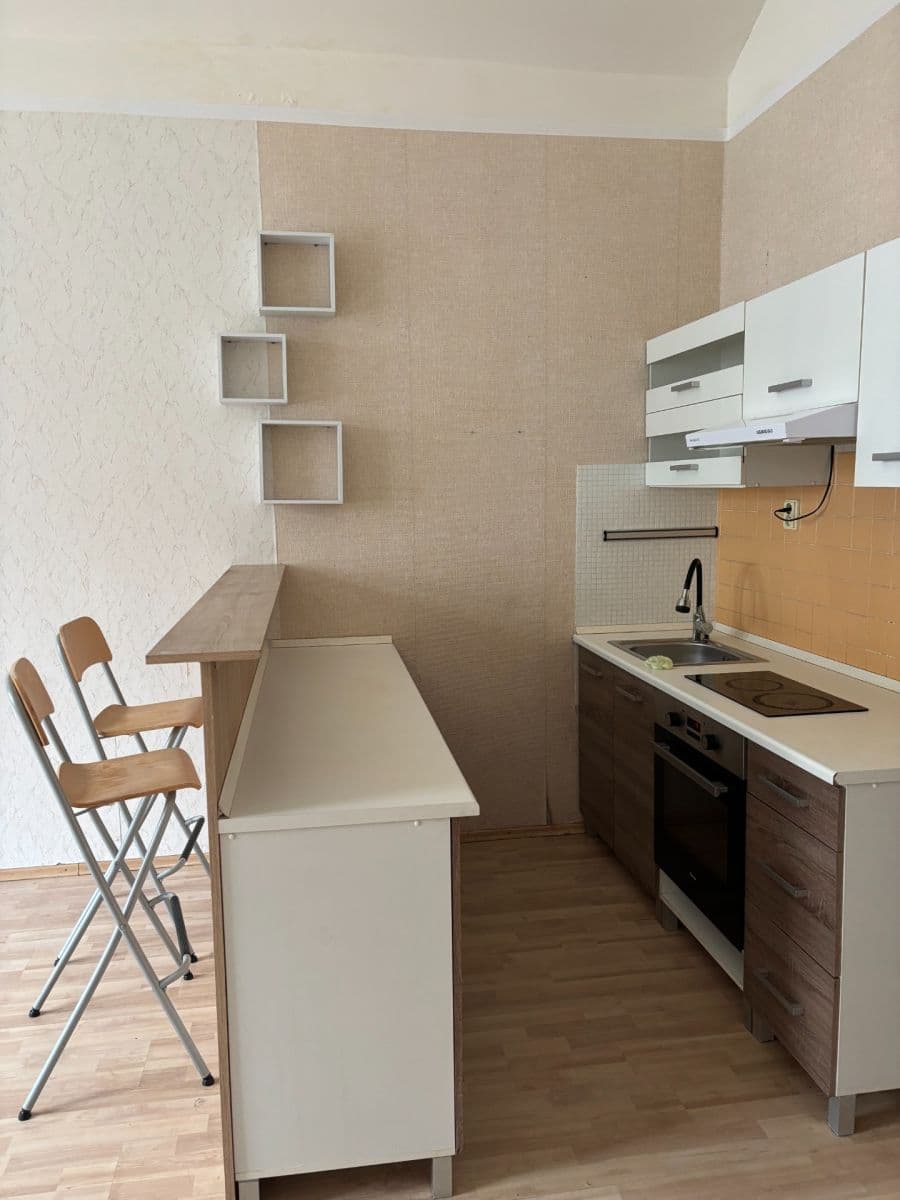 Pronájem bytu 1+kk 32 m², Bieblova, Praha, Praha Pronájem bytu 1+kk 32 m², Bieblova, Praha, Praha