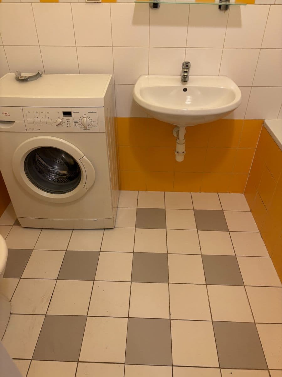 Pronájem bytu 1+kk 32 m², Bieblova, Praha, Praha Pronájem bytu 1+kk 32 m², Bieblova, Praha, Praha