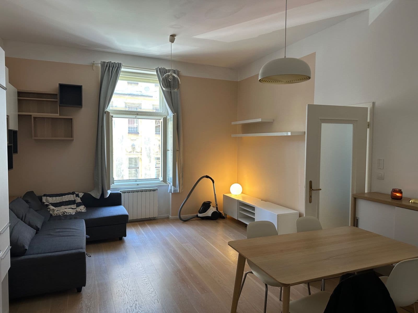 Pronájem bytu 2+kk 40 m², U Studánky, Praha, Praha Pronájem bytu 2+kk 40 m², U Studánky, Praha, Praha