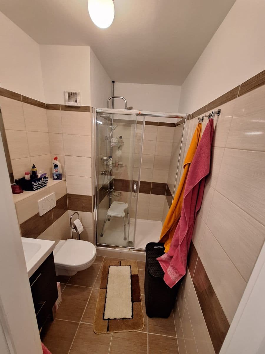 Prodej bytu 1+1 46 m², Zárubova, Praha, Praha Prodej bytu 1+1 46 m², Zárubova, Praha, Praha