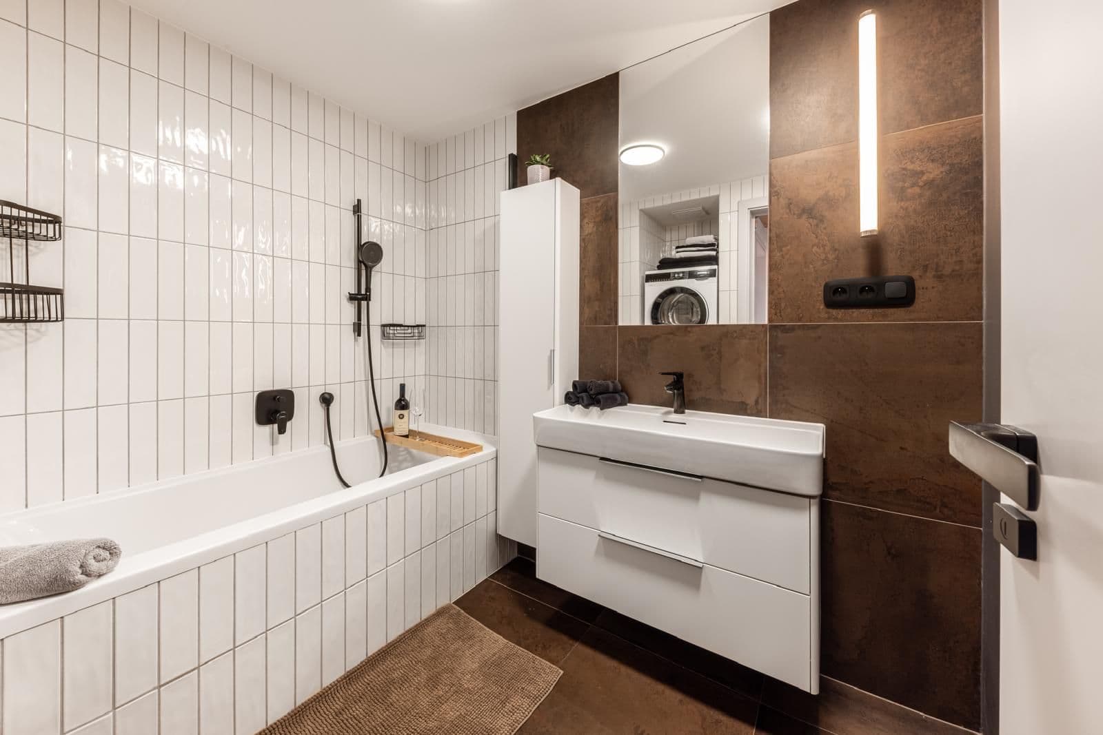 Prodej bytu 2+kk 101 m², Naskové, Praha, Praha Prodej bytu 2+kk 101 m², Naskové, Praha, Praha