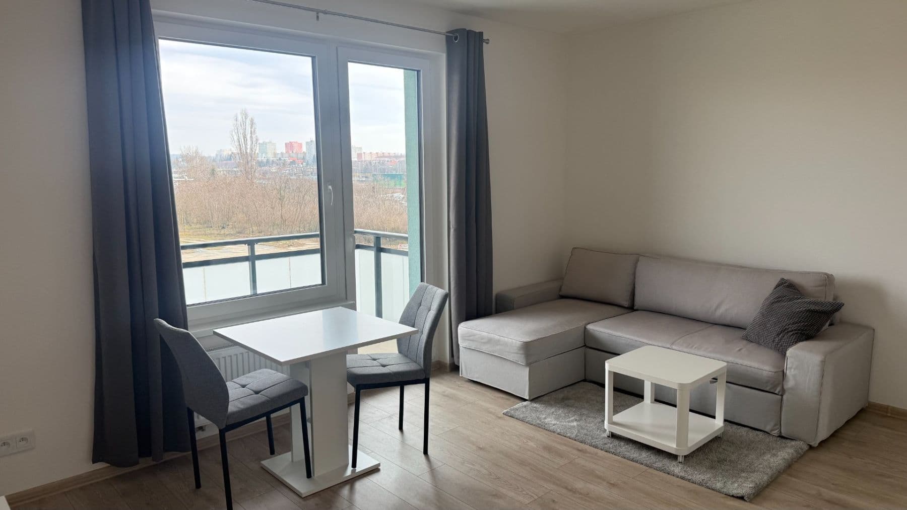 Pronájem bytu 1+kk 30 m², Strančická, Praha, Praha Pronájem bytu 1+kk 30 m², Strančická, Praha, Praha