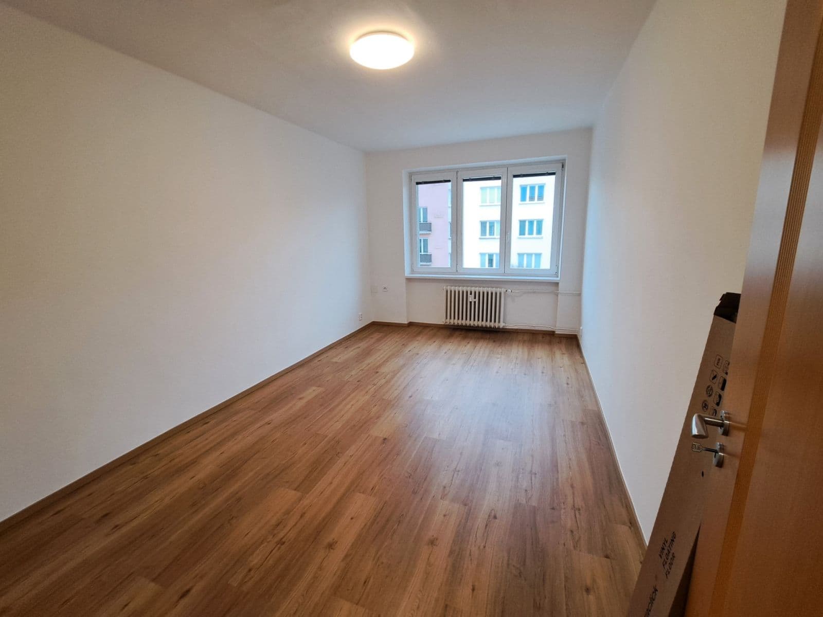 Prodej bytu 2+1 52 m², třída SNP, Hradec Králové, Královéhradecký kraj Prodej bytu 2+1 52 m², třída SNP, Hradec Králové, Královéhradecký kraj