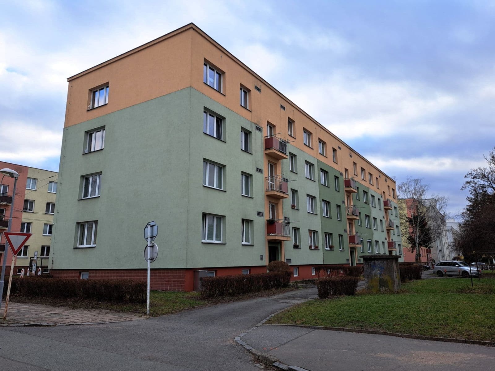 Prodej bytu 2+1 52 m², třída SNP, Hradec Králové, Královéhradecký kraj Prodej bytu 2+1 52 m², třída SNP, Hradec Králové, Královéhradecký kraj