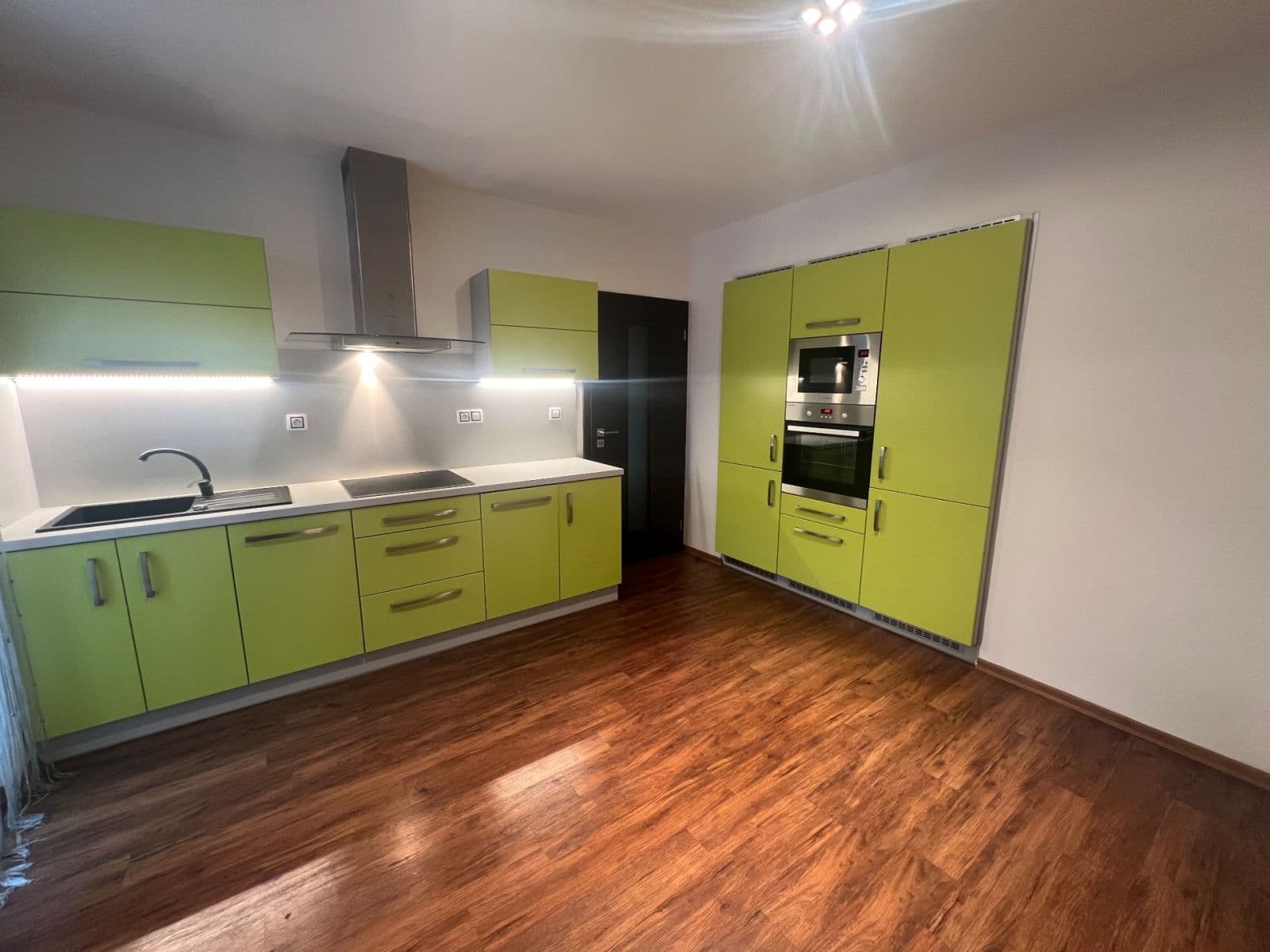 Pronájem bytu 2+1 70 m², Puškinova, Plzeň, Plzeňský kraj Pronájem bytu 2+1 70 m², Puškinova, Plzeň, Plzeňský kraj