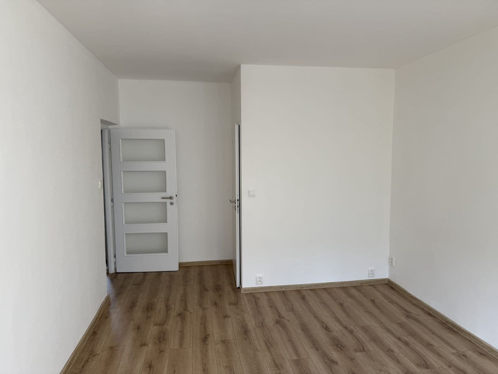 Pronájem bytu 2+1 55 m², Bydžovského, Praha, Praha Pronájem bytu 2+1 55 m², Bydžovského, Praha, Praha