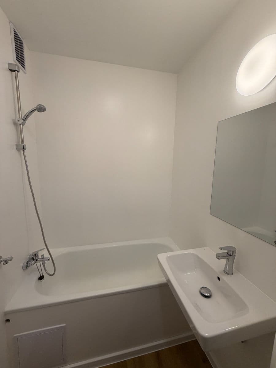 Pronájem bytu 2+1 55 m², Bydžovského, Praha, Praha Pronájem bytu 2+1 55 m², Bydžovského, Praha, Praha