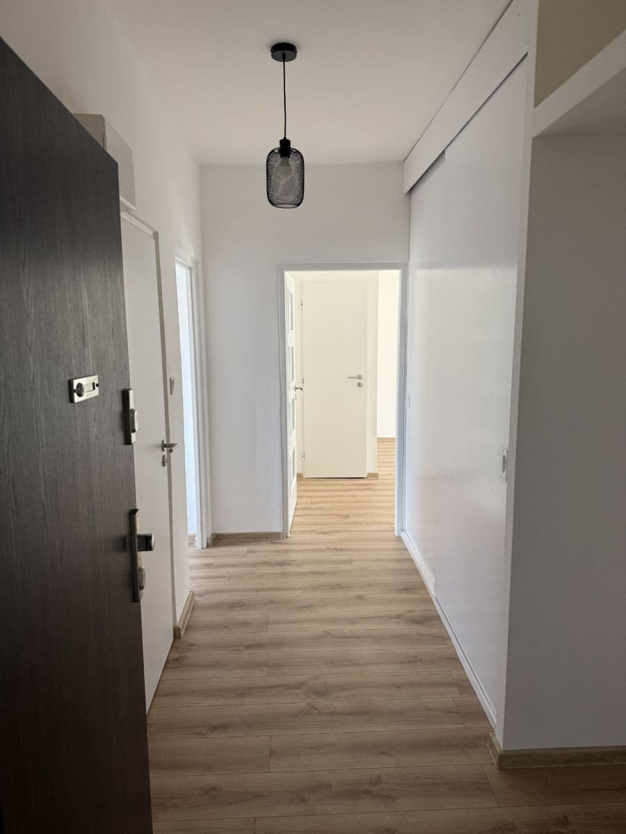 Pronájem bytu 2+1 55 m², Bydžovského, Praha, Praha Pronájem bytu 2+1 55 m², Bydžovského, Praha, Praha