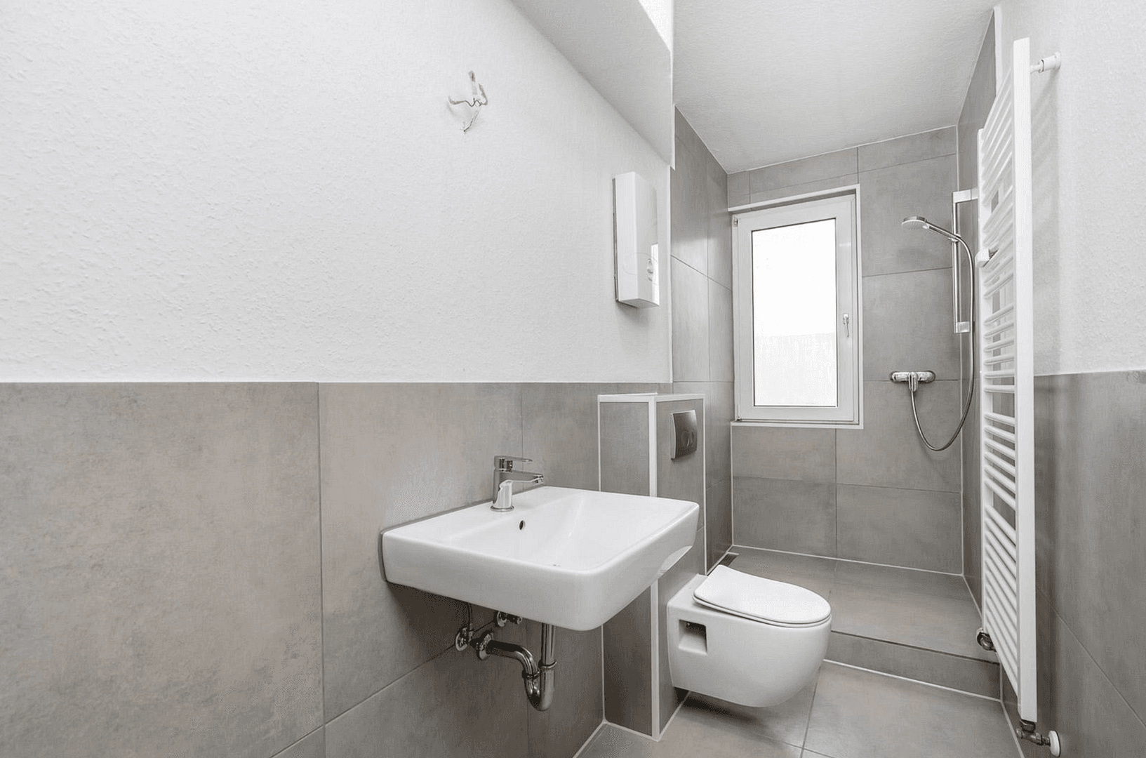 Prodej bytu 2+kk 54 m², Düsseldorf, Severní Porýní-Vestfálsko Prodej bytu 2+kk 54 m², Düsseldorf, Severní Porýní-Vestfálsko