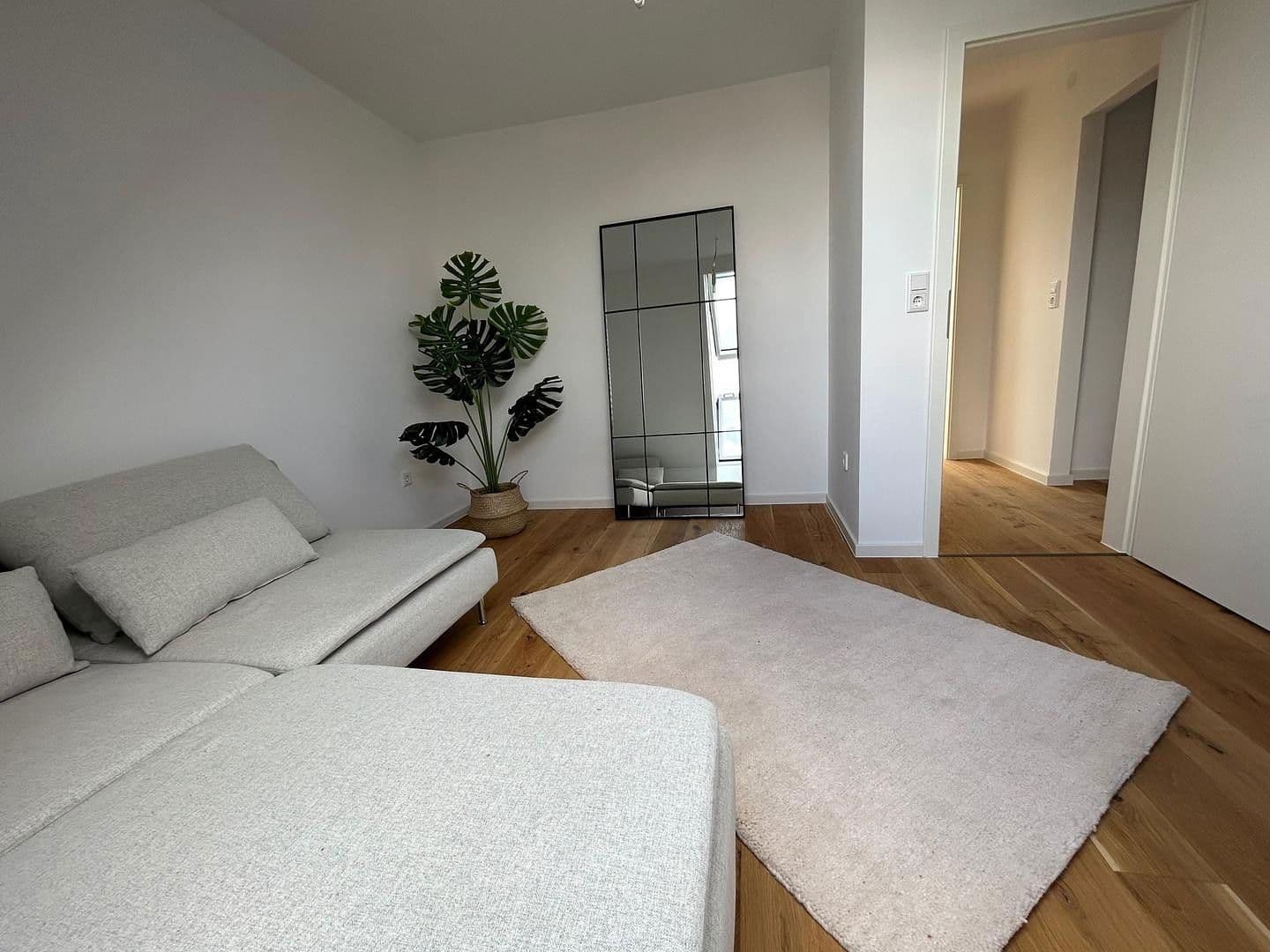 Prodej domu 250 m², pozemek 980 m², Dahlienstraße 9, Upgant-Schott, Dolní Sasko Prodej domu 250 m², pozemek 980 m², Dahlienstraße 9, Upgant-Schott, Dolní Sasko