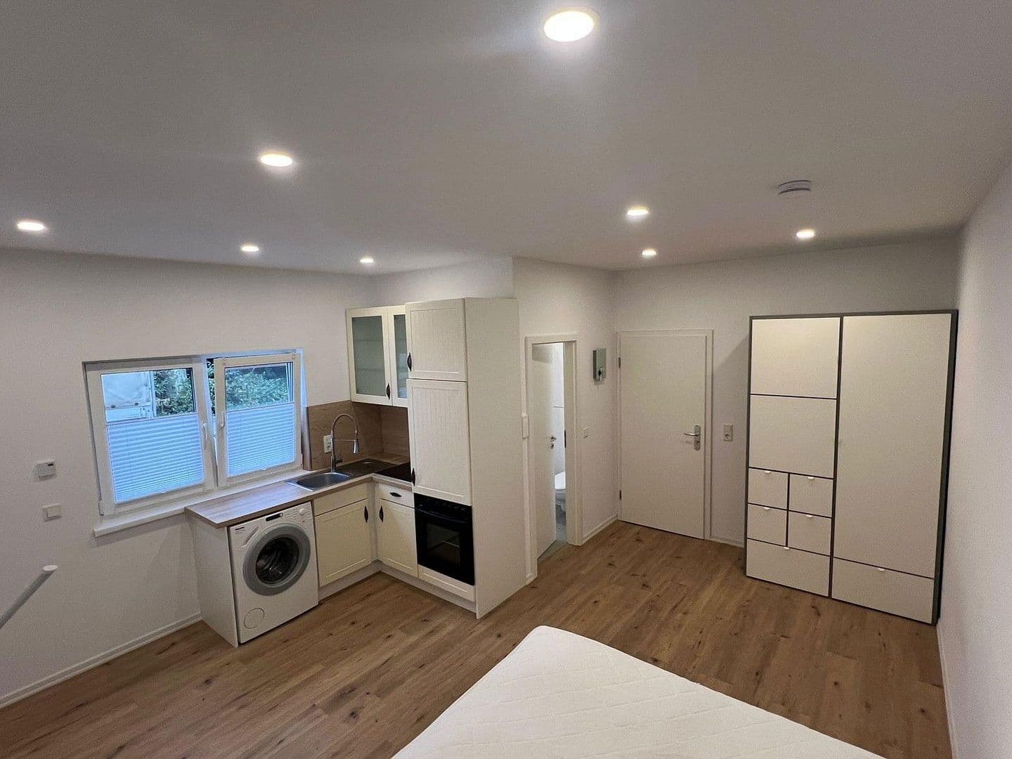 Pronájem bytu 1+1 22 m², Rathausstraße 7, Hockenheim, Bádensko-Württembersko Pronájem bytu 1+1 22 m², Rathausstraße 7, Hockenheim, Bádensko-Württembersko