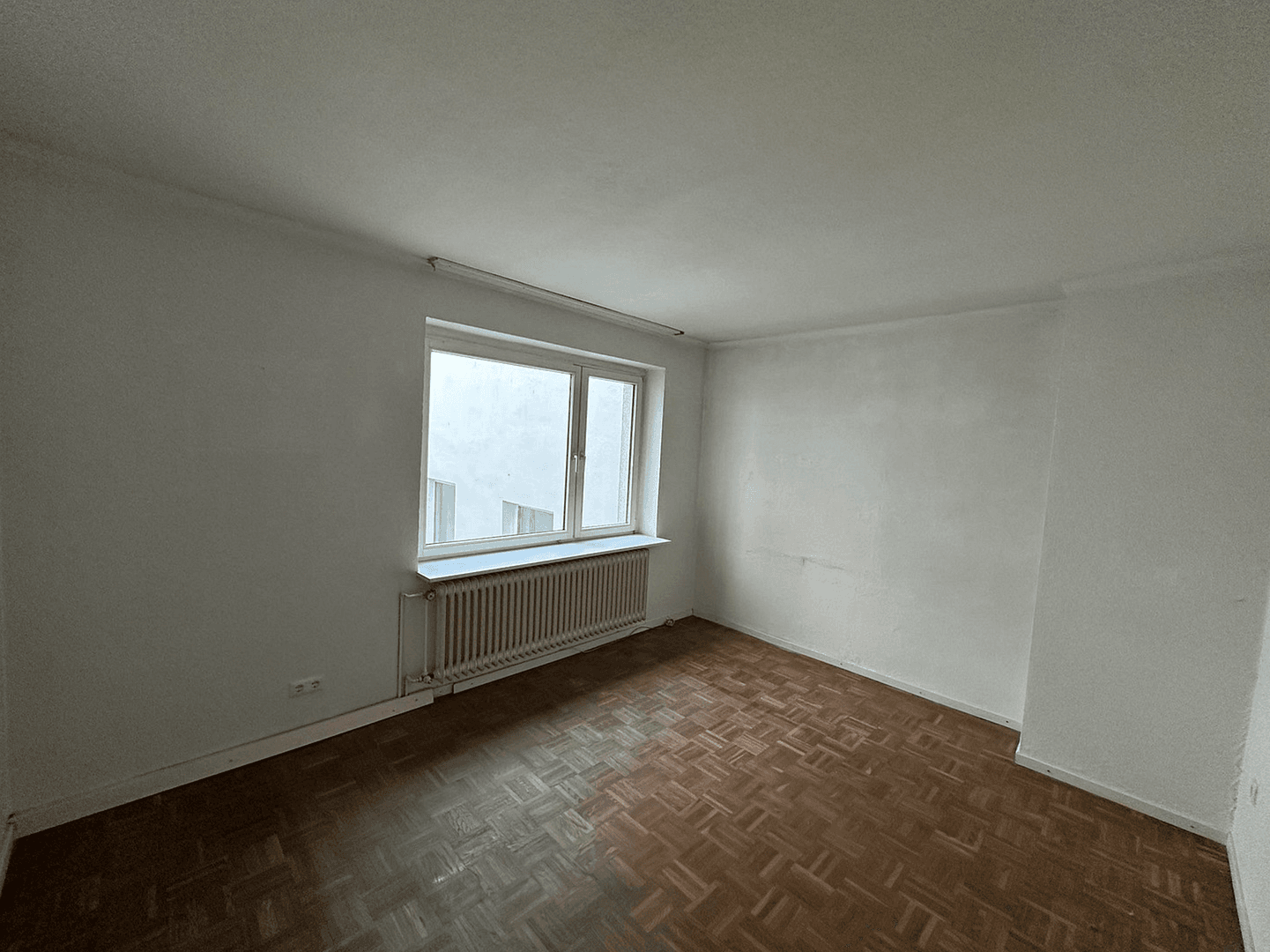 Prodej bytu 3+kk 73 m², Düsseldorf, Severní Porýní-Vestfálsko Prodej bytu 3+kk 73 m², Düsseldorf, Severní Porýní-Vestfálsko