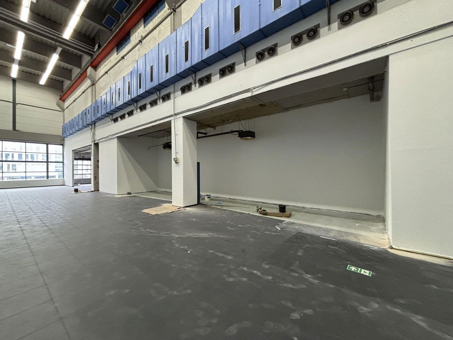 Pronájem nebytového prostoru 520 m², Moselstr. 14, Neuss, Severní Porýní-Vestfálsko Pronájem nebytového prostoru 520 m², Moselstr. 14, Neuss, Severní Porýní-Vestfálsko