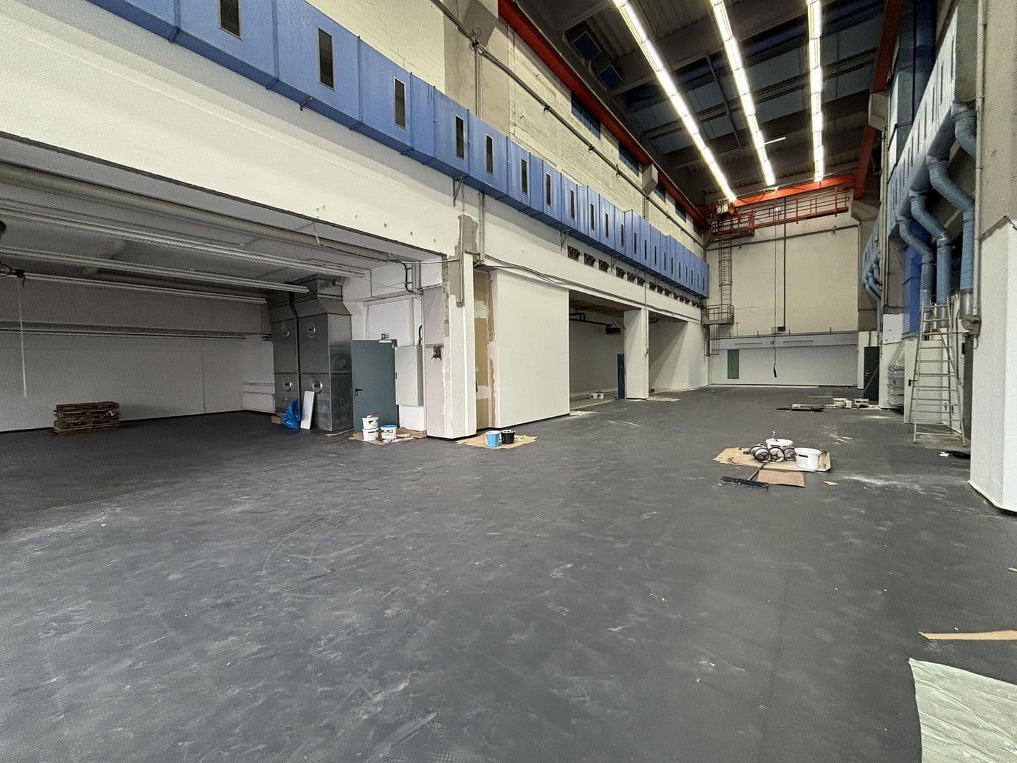 Pronájem nebytového prostoru 520 m², Moselstr. 14, Neuss, Severní Porýní-Vestfálsko Pronájem nebytového prostoru 520 m², Moselstr. 14, Neuss, Severní Porýní-Vestfálsko