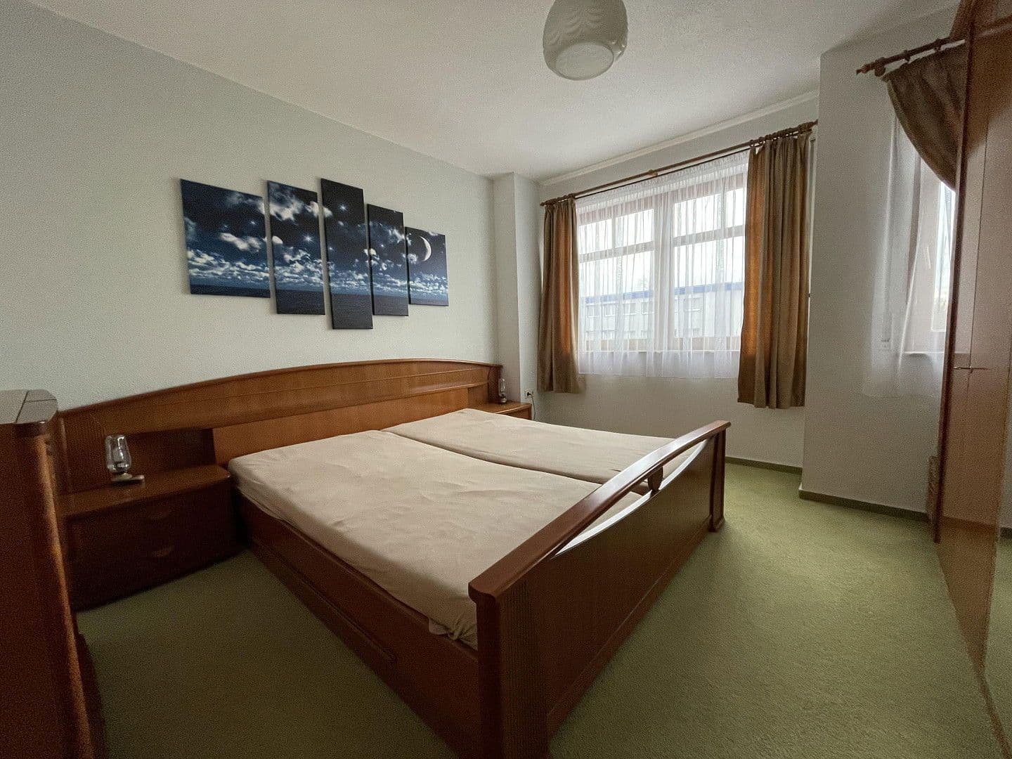 Prodej domu 393 m², pozemek 1.524 m², Belmsdorfer Straße 26 b, Bischofswerda, Sasko Prodej domu 393 m², pozemek 1.524 m², Belmsdorfer Straße 26 b, Bischofswerda, Sasko