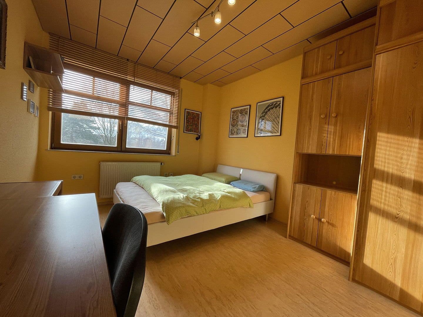 Prodej domu 393 m², pozemek 1.524 m², Belmsdorfer Straße 26 b, Bischofswerda, Sasko Prodej domu 393 m², pozemek 1.524 m², Belmsdorfer Straße 26 b, Bischofswerda, Sasko