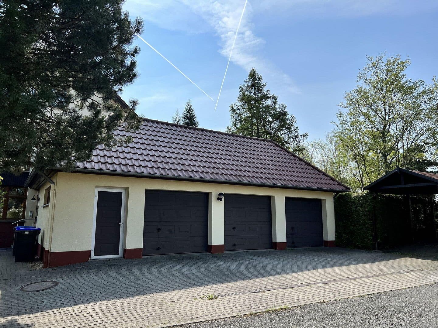 Prodej domu 393 m², pozemek 1.524 m², Belmsdorfer Straße 26 b, Bischofswerda, Sasko Prodej domu 393 m², pozemek 1.524 m², Belmsdorfer Straße 26 b, Bischofswerda, Sasko