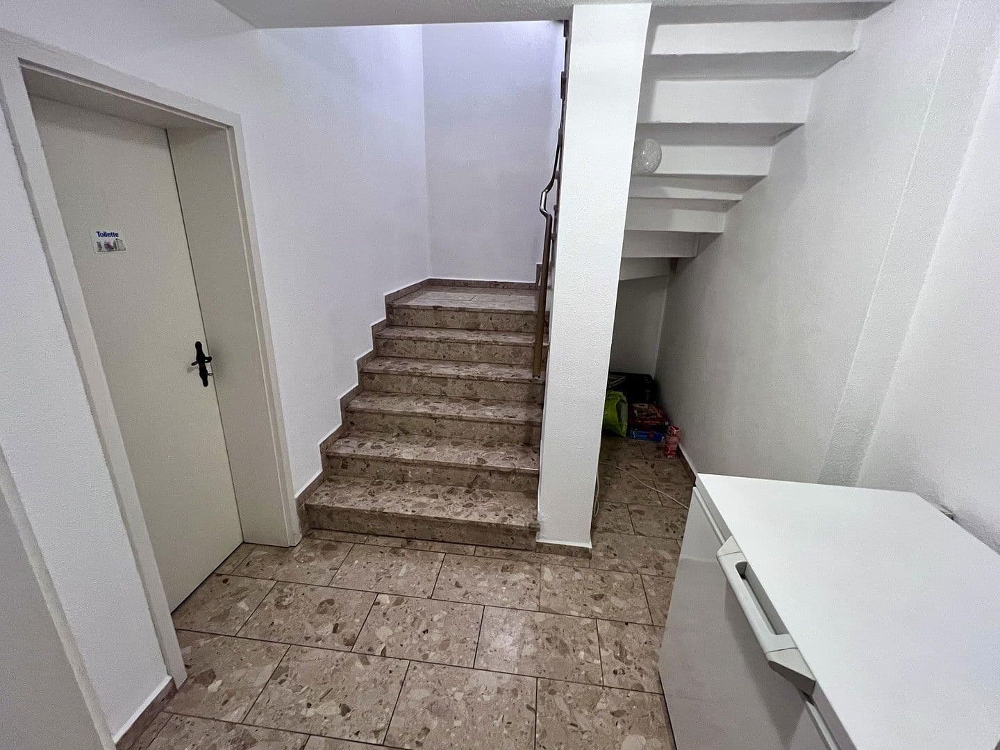 Prodej domu 393 m², pozemek 1.524 m², Belmsdorfer Straße 26 b, Bischofswerda, Sasko Prodej domu 393 m², pozemek 1.524 m², Belmsdorfer Straße 26 b, Bischofswerda, Sasko