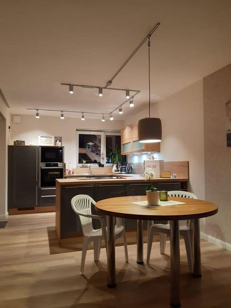 Prodej bytu 3+1 87 m², Lippstadt, Severní Porýní-Vestfálsko Prodej bytu 3+1 87 m², Lippstadt, Severní Porýní-Vestfálsko